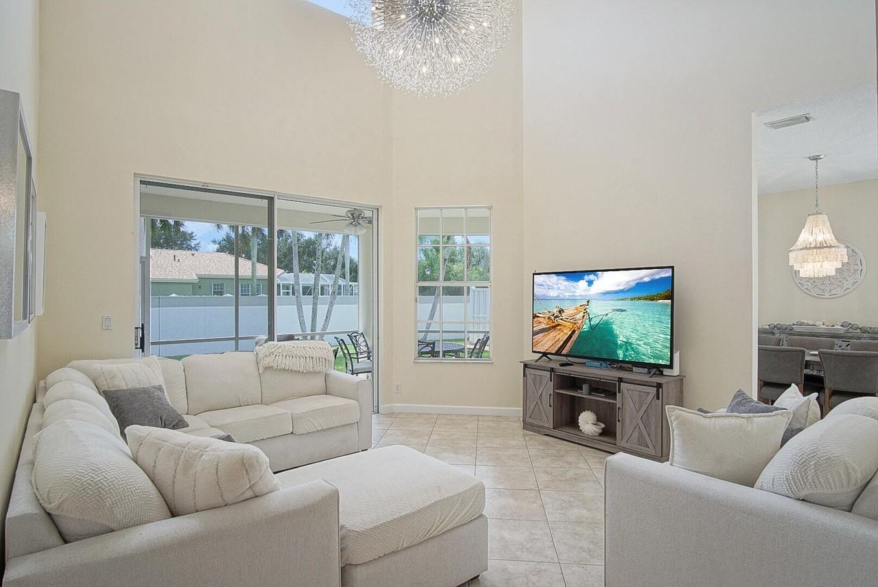 8176 Quail Meadow Way - Photo 7 of 45