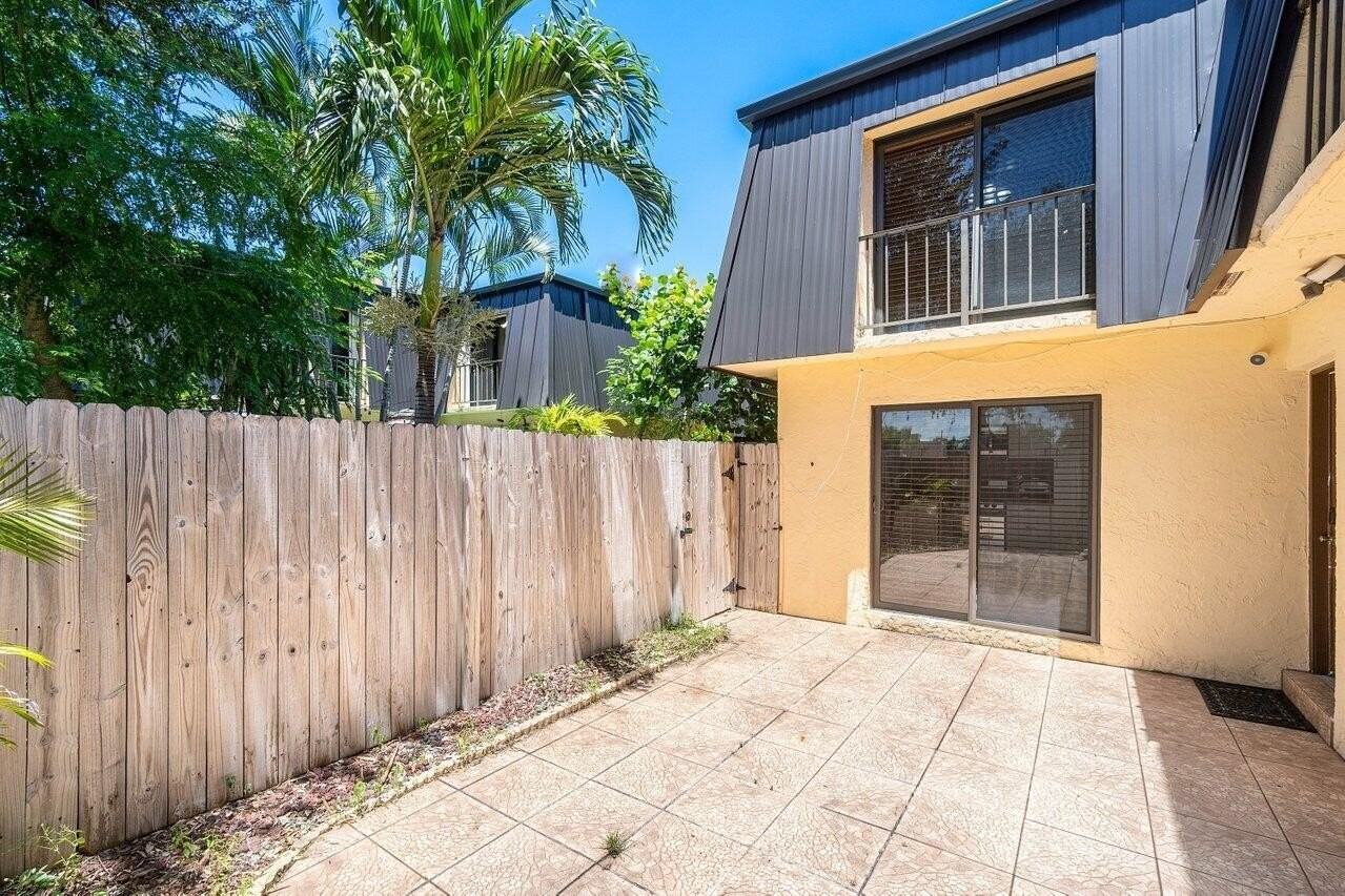 2453 Waterside Drive - Photo 3 of 28