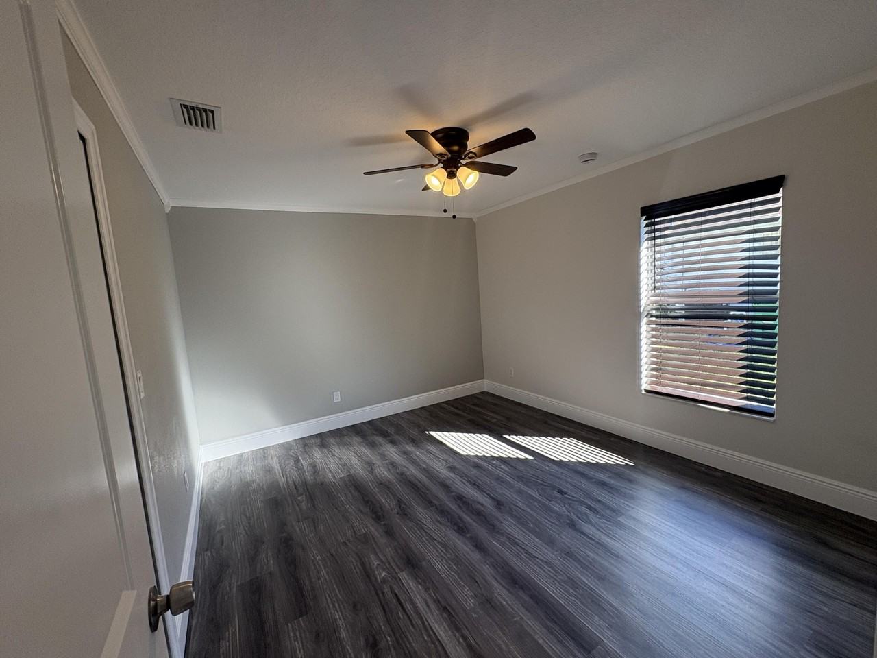 1196 Southeast Puritan Lane - Photo 6 of 14