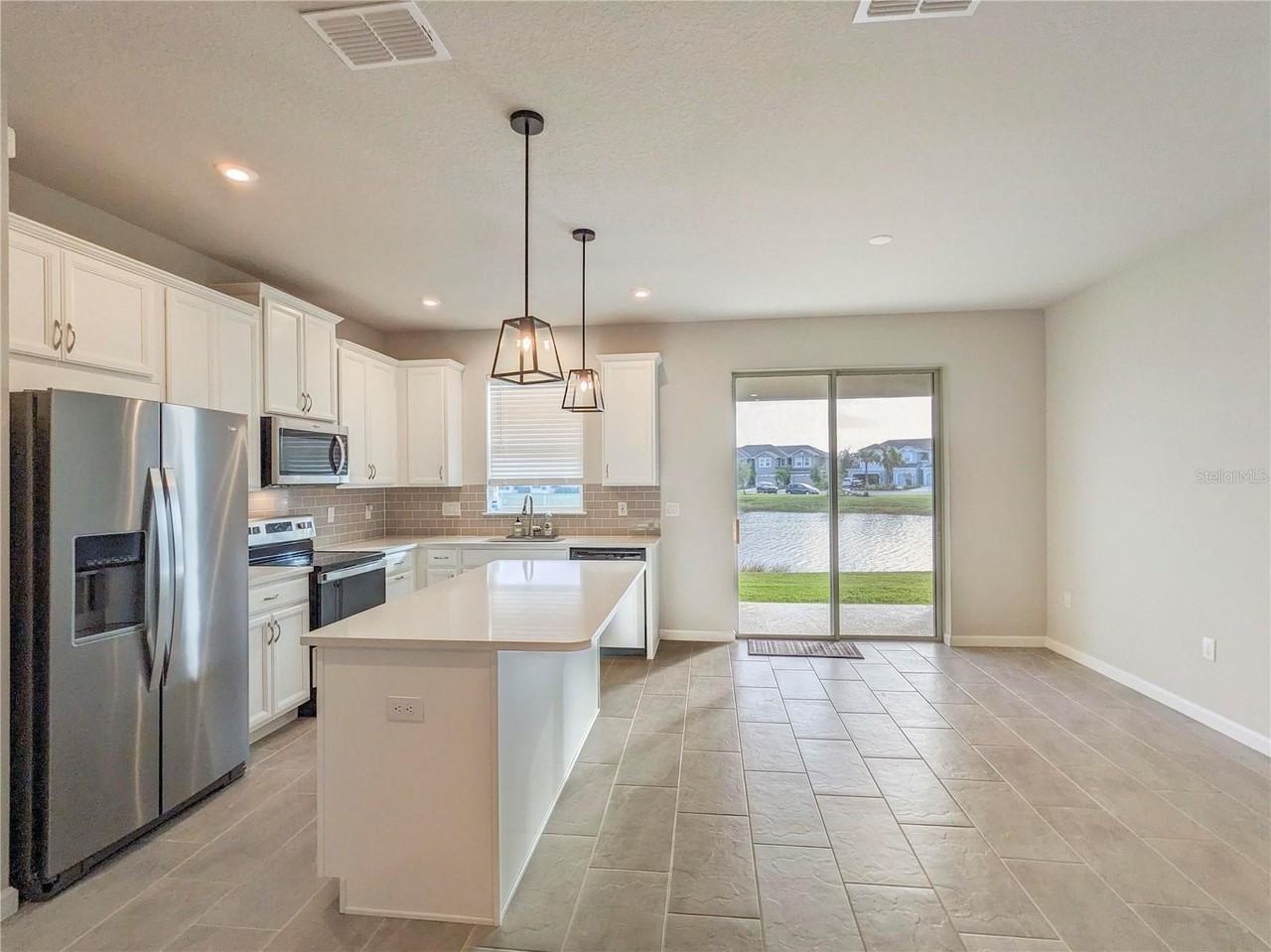 11977 Sky Acres Ter #637-93 - Photo 6 of 39