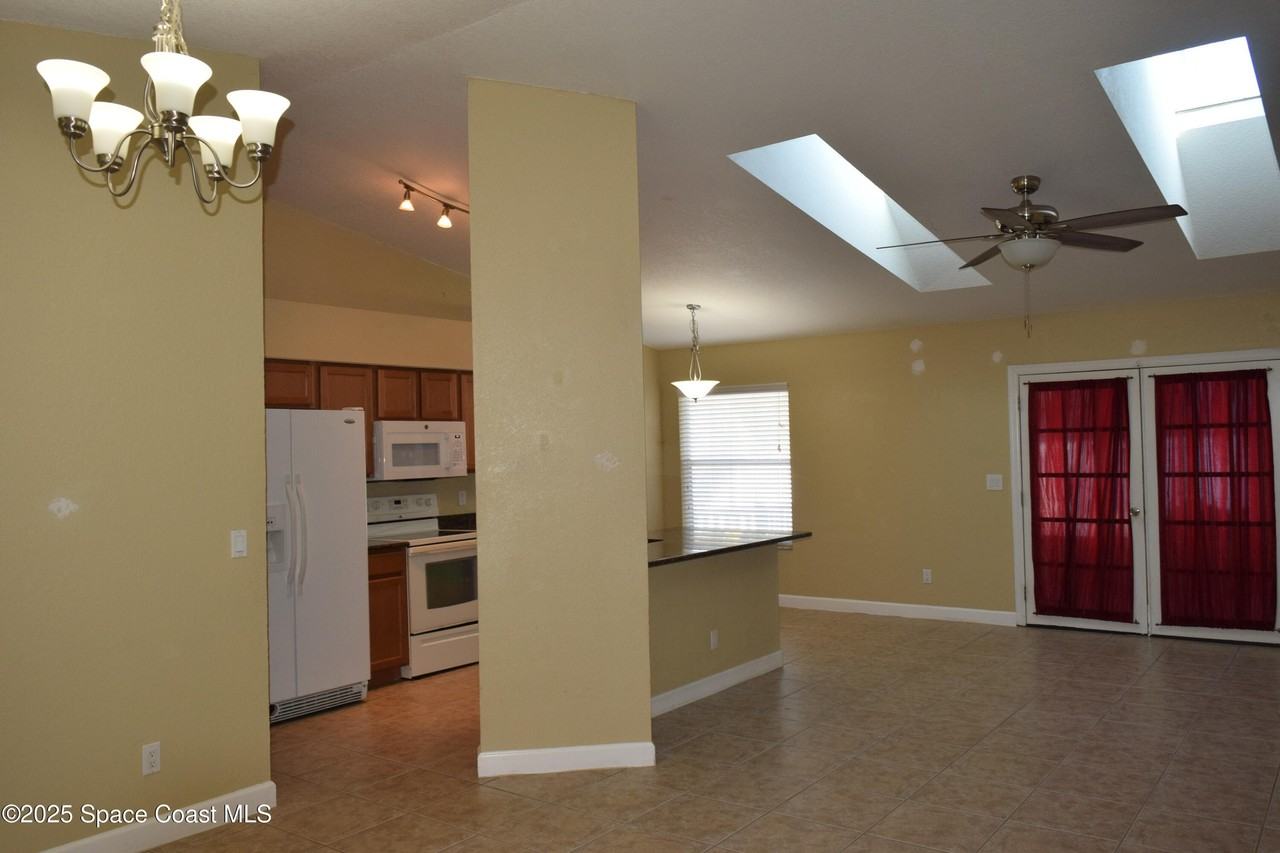 719 Samuel Chase Lane - Photo 6 of 28