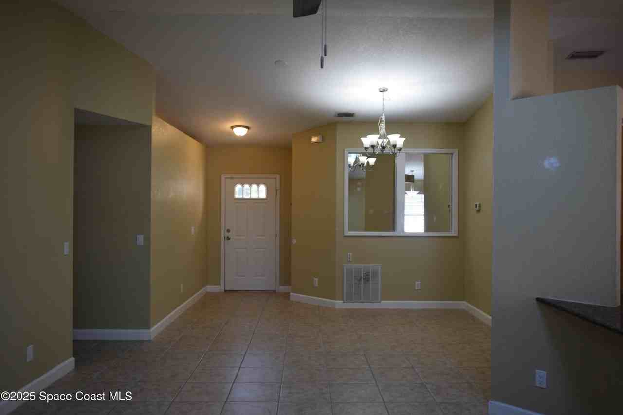 719 Samuel Chase Lane - Photo 7 of 28