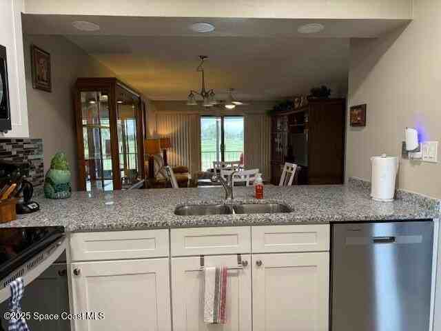 2727 North Wickham Road #205-10 - Photo 4 of 25