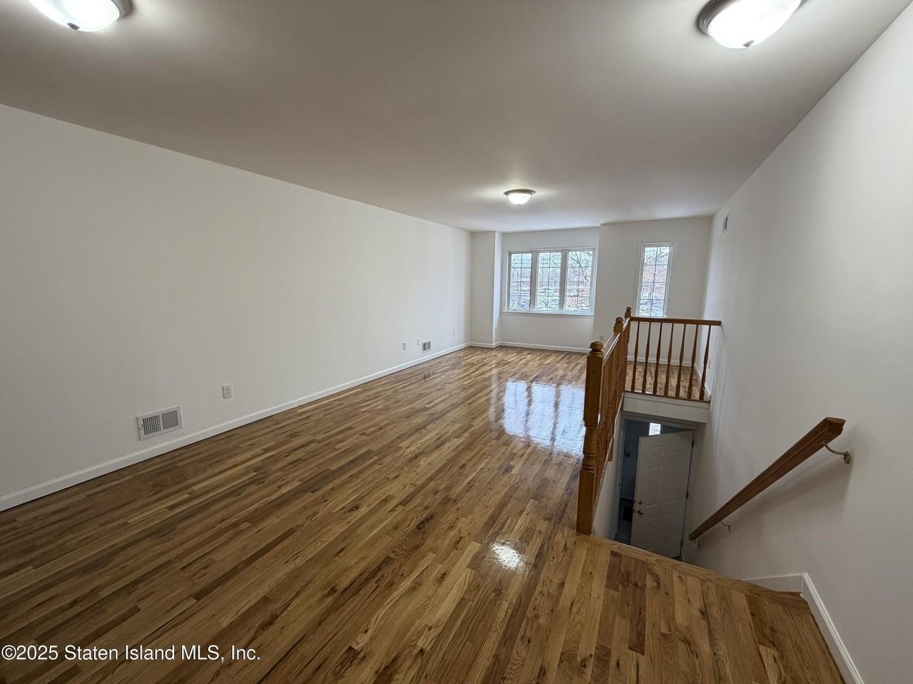 77 Wainwright Avenue #2 - Photo 2 of 7