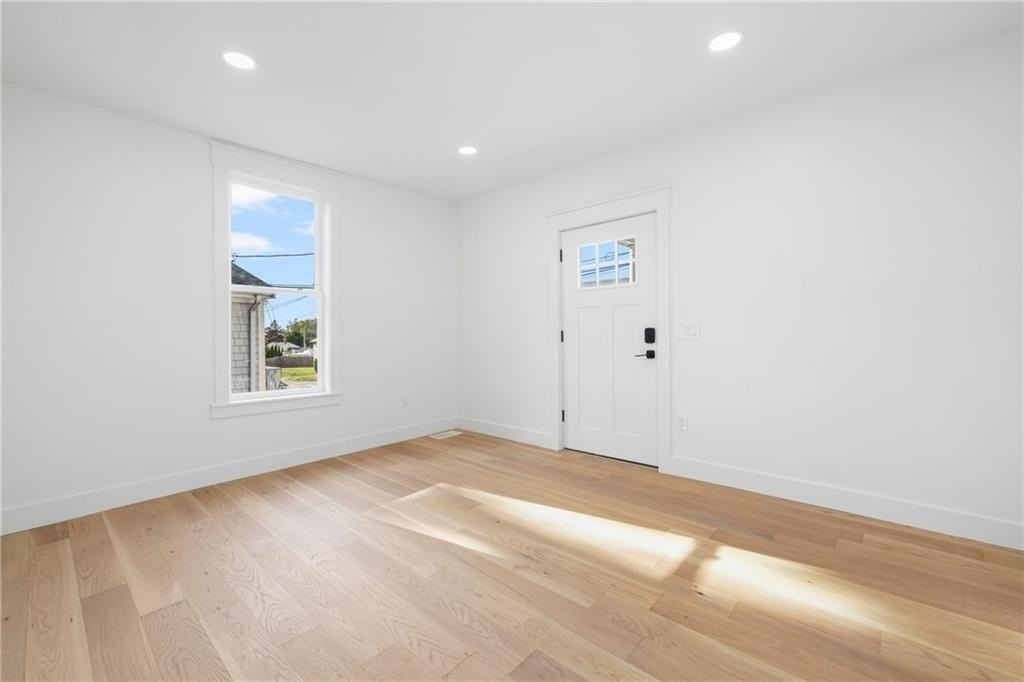 7 Sheffield Avenue #A - Photo 4 of 22