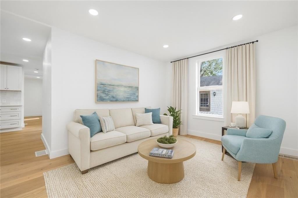 7 Sheffield Avenue #A - Photo 5 of 22