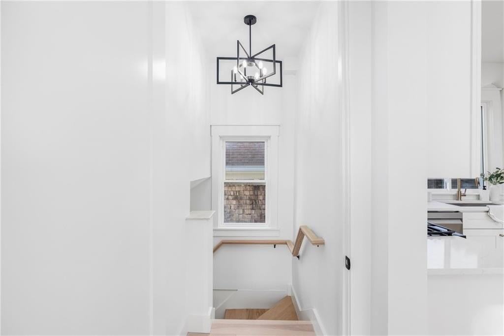 7 Sheffield Avenue #B - Photo 7 of 41