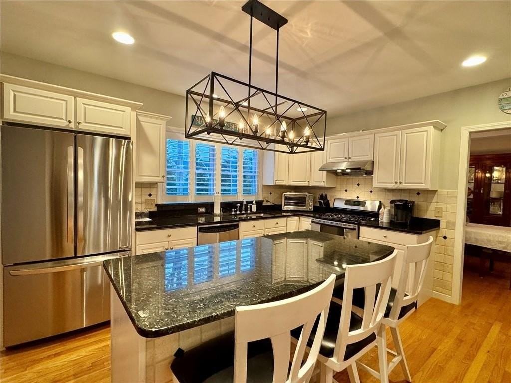 34 Marian Avenue - Photo 3 of 37