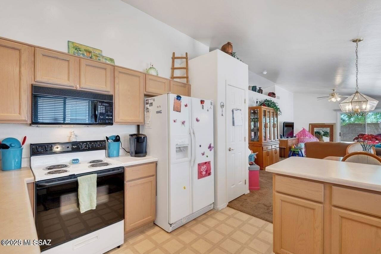 9091 North Ironwood Bluffs Lane - Photo 5 of 30