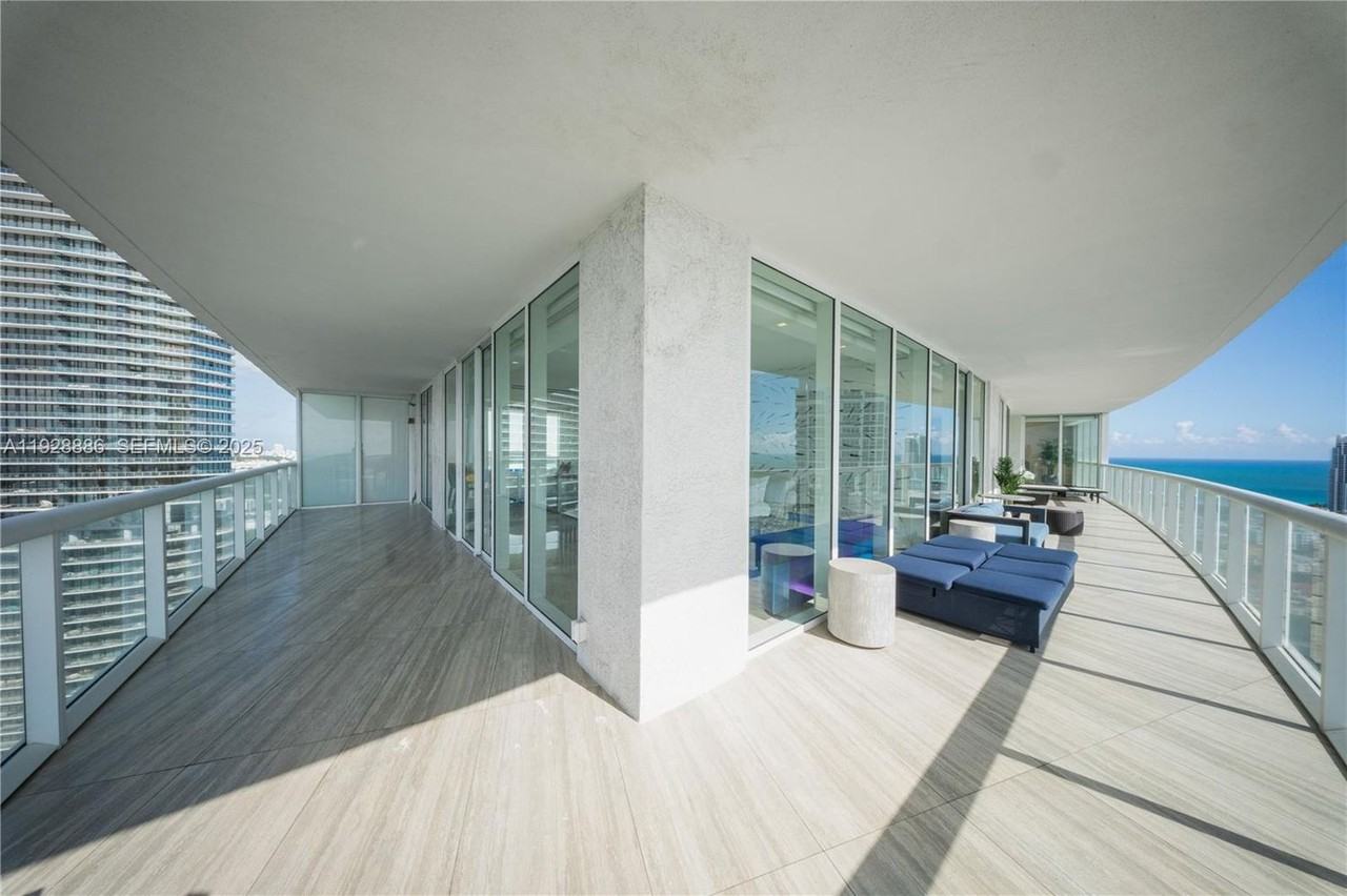 450 Alton Rd - Photo 6 of 8