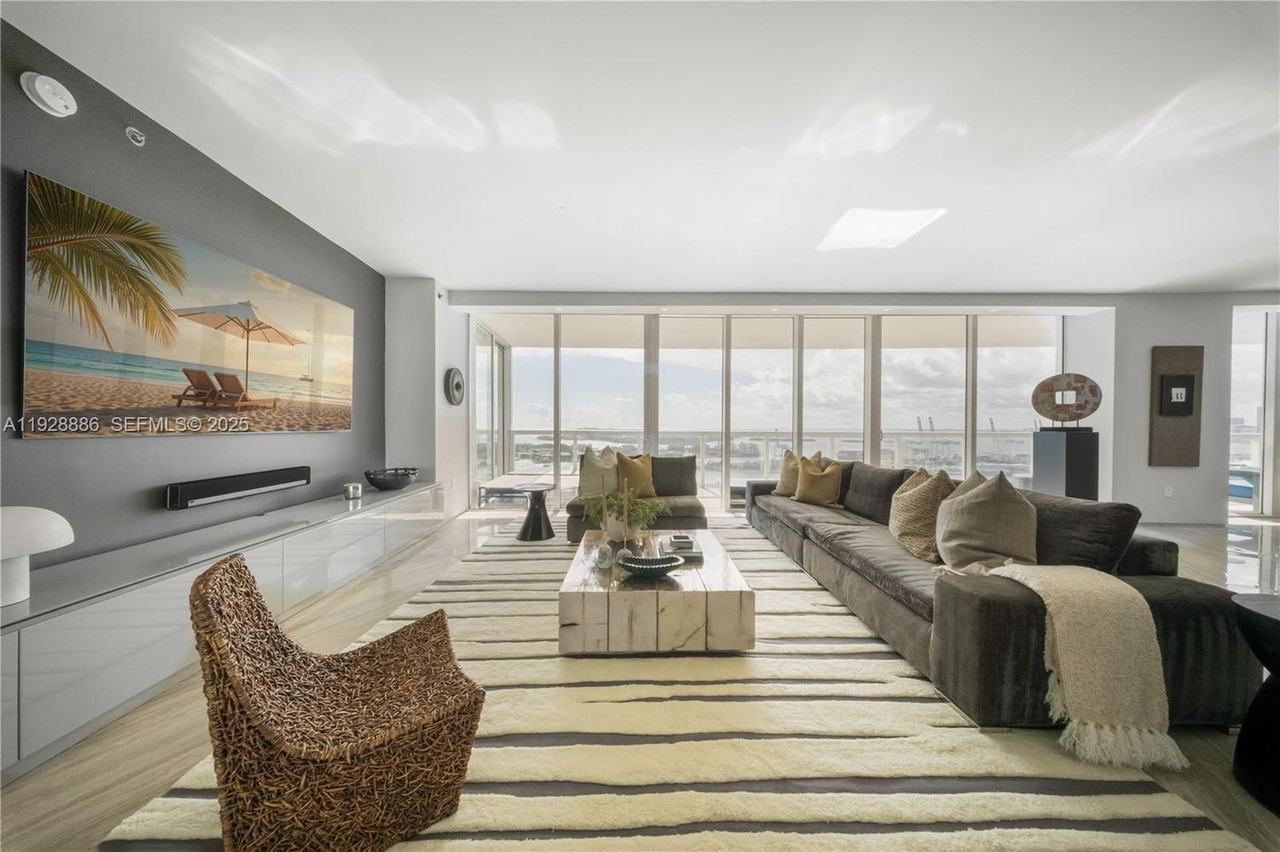 450 Alton Rd - Photo 7 of 8