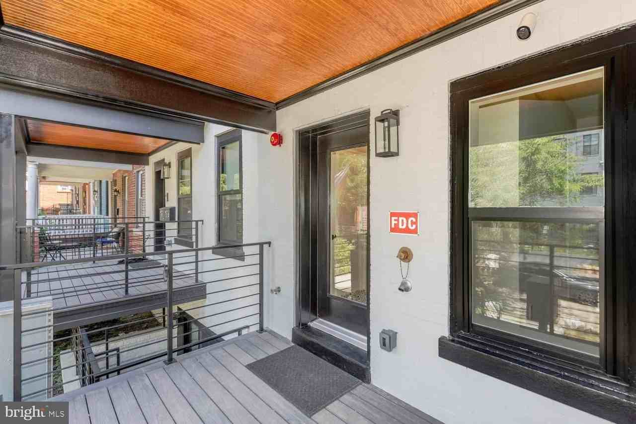 722 Kenyon St Nw Unit A #A - Photo 2 of 38