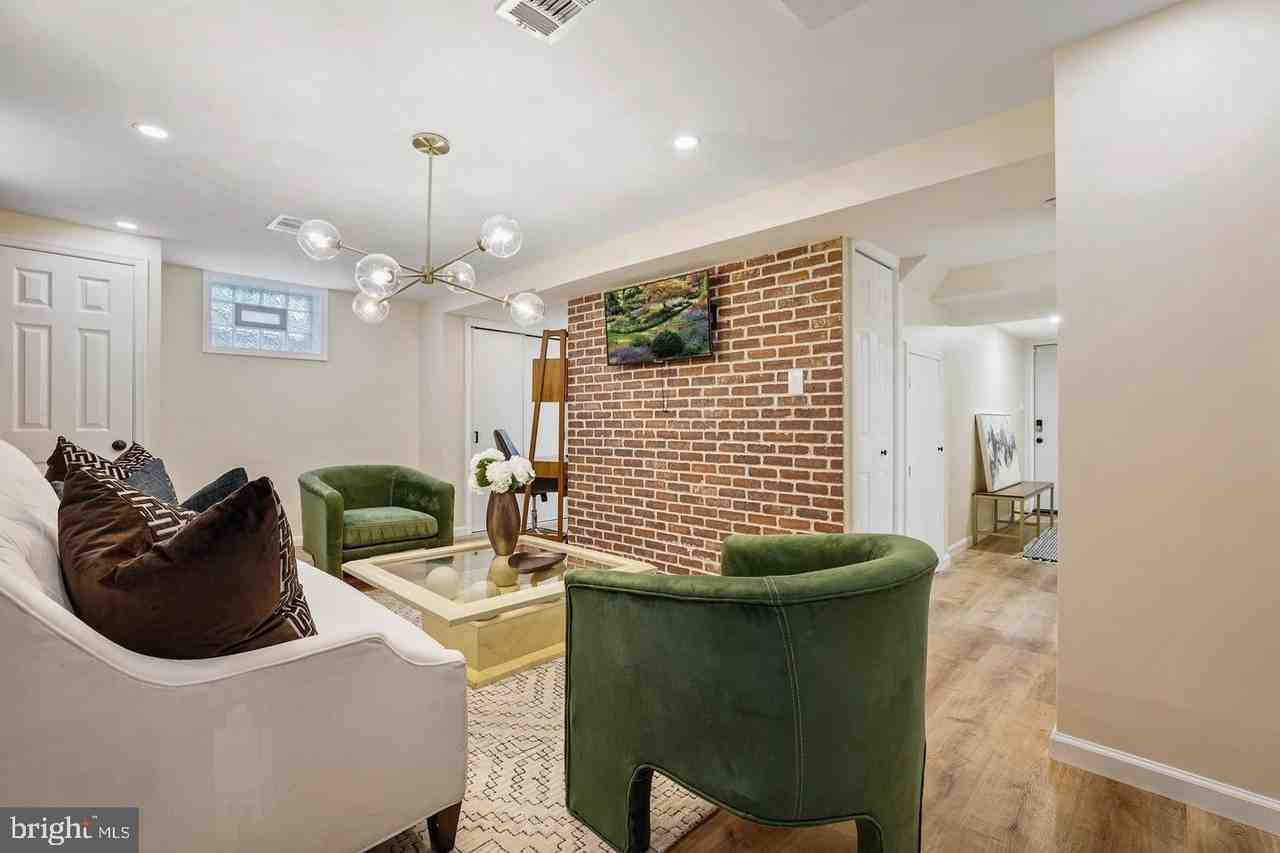 3108 O Street Southeast - Photo 4 of 33