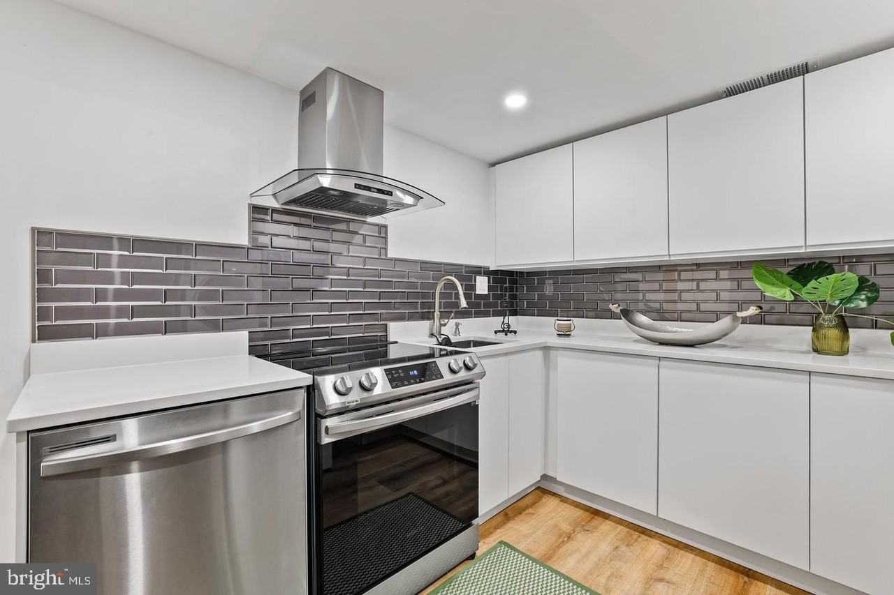 3108 O Street Southeast - Photo 7 of 33