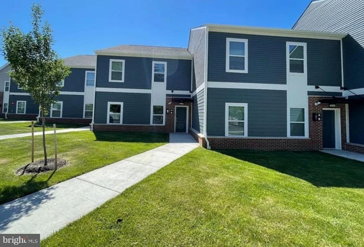 4901 Hamilton Avenue #B - Photo 7 of 10