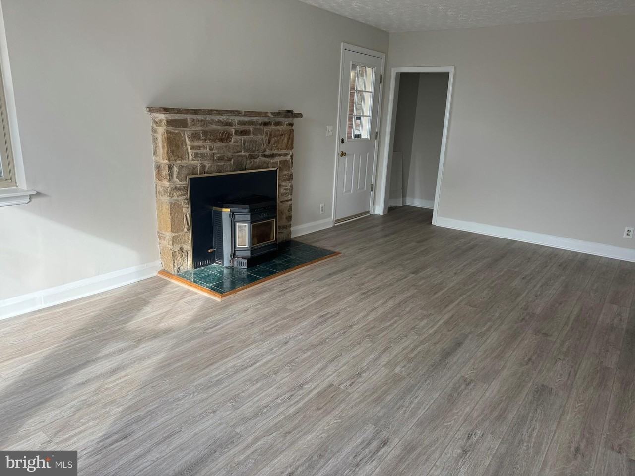 11415 Eastern Avenue - Photo 5 of 14