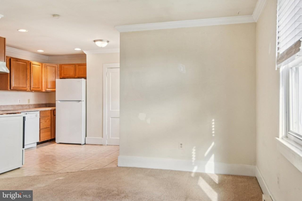 209 Locust Avenue #A - Photo 3 of 21