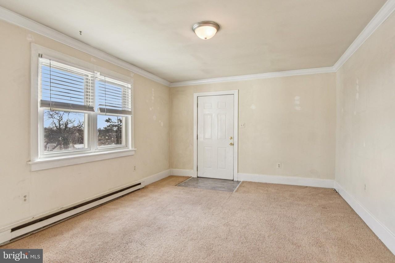 209 Locust Avenue #A - Photo 4 of 21