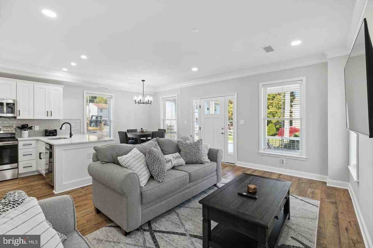 36 Evergreen Lane - Photo 7 of 28