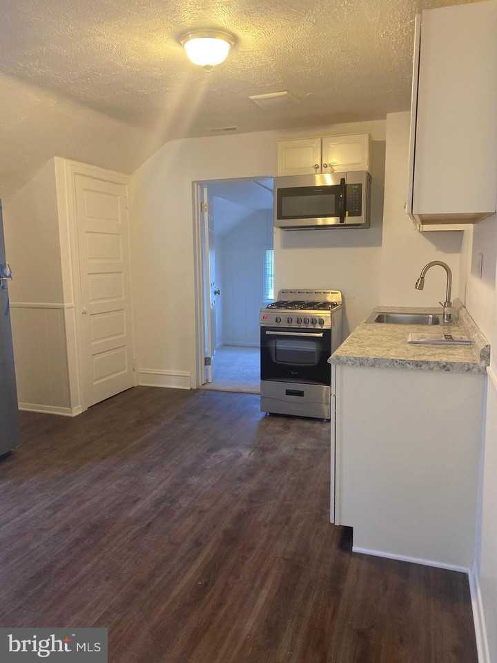 1847 Horace Avenue #2ndFL - Photo 3 of 11