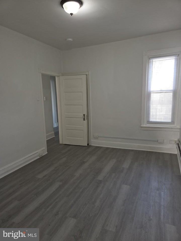 1435 West Cayuga Street #3 - Photo 4 of 9