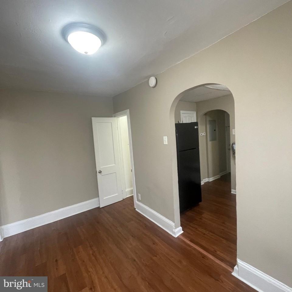 4971 Kershaw Street #4 - Photo 5 of 7