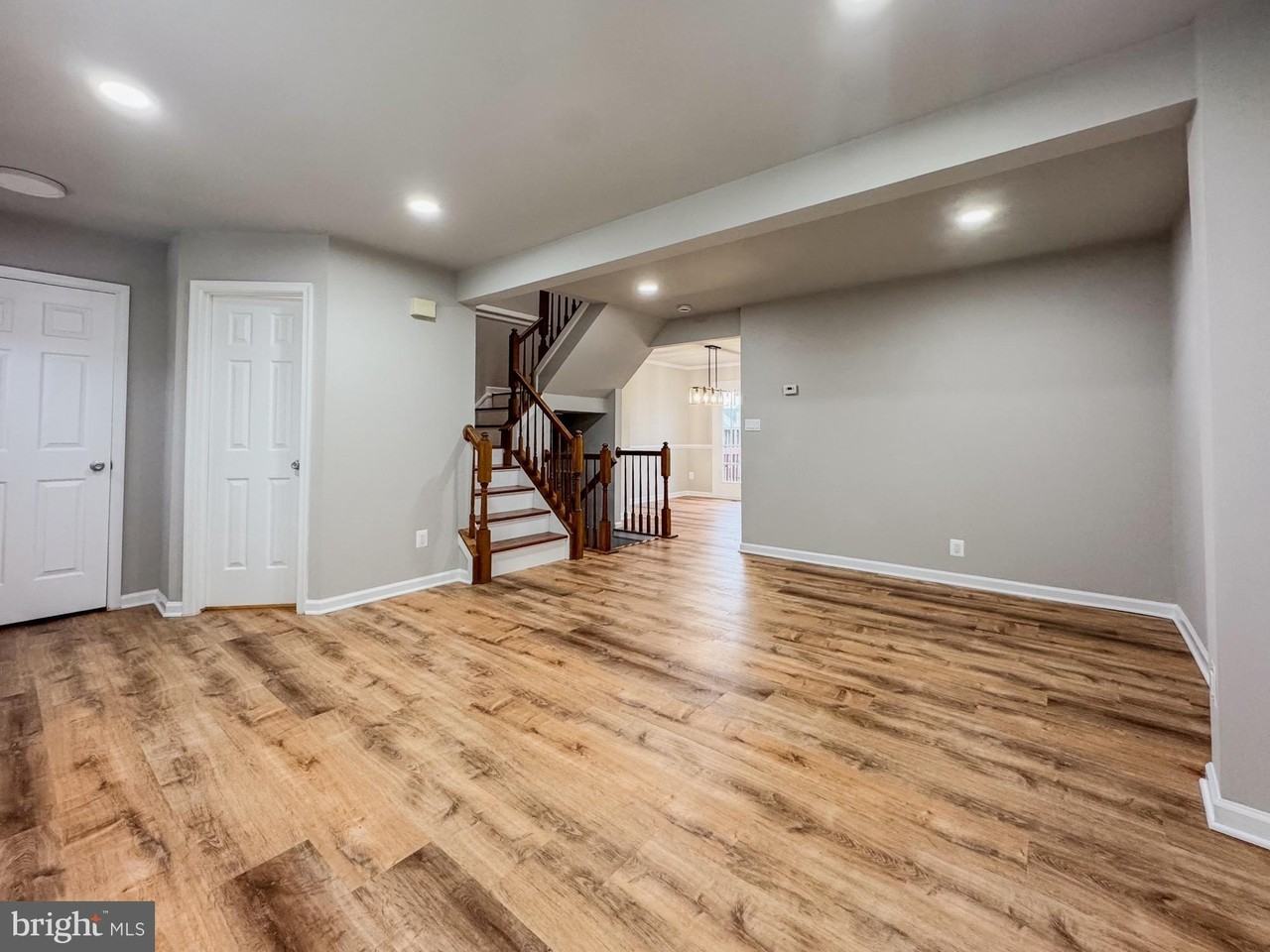 6337 Littlefield Ct - Photo 3 of 26