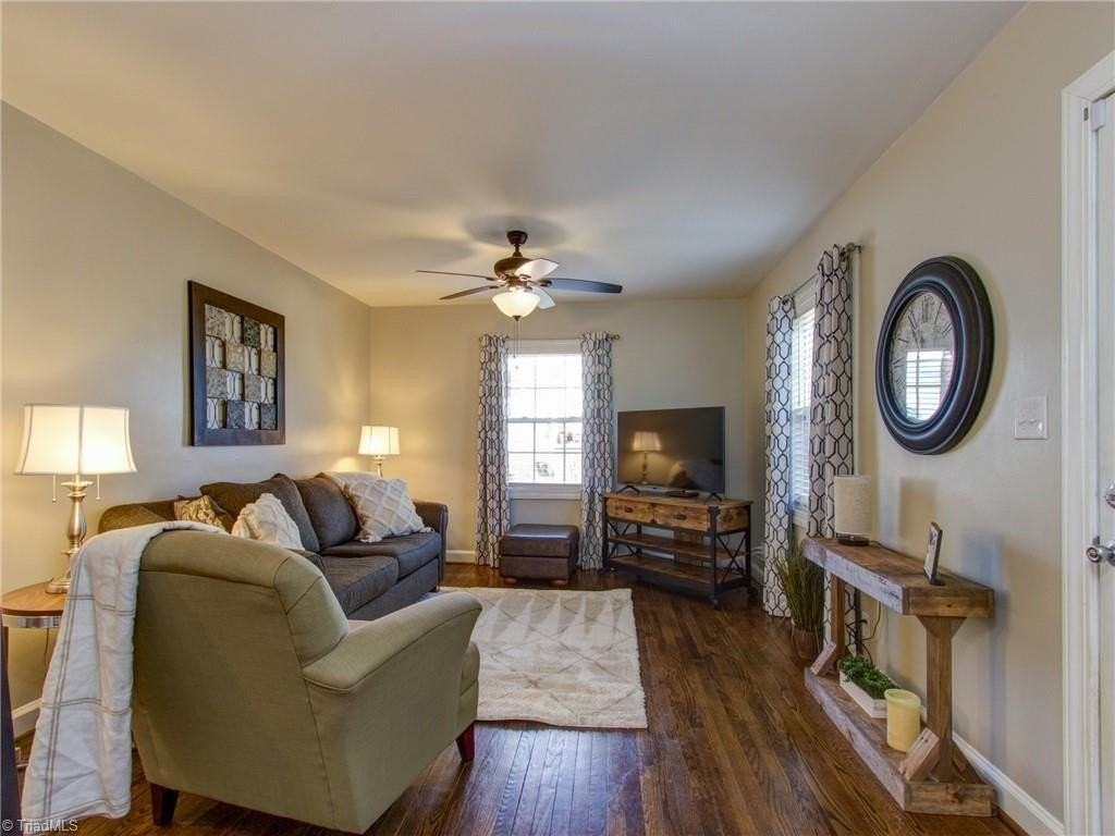 2713 Stratford Drive - Photo 2 of 23