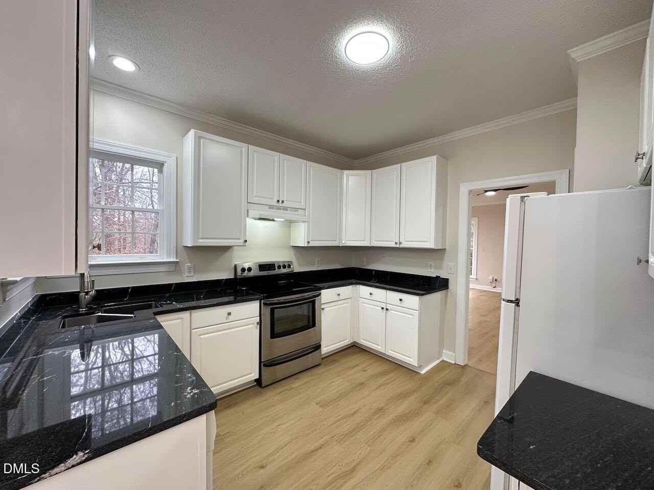 900 Stable Ridge Drive - Photo 7 of 26