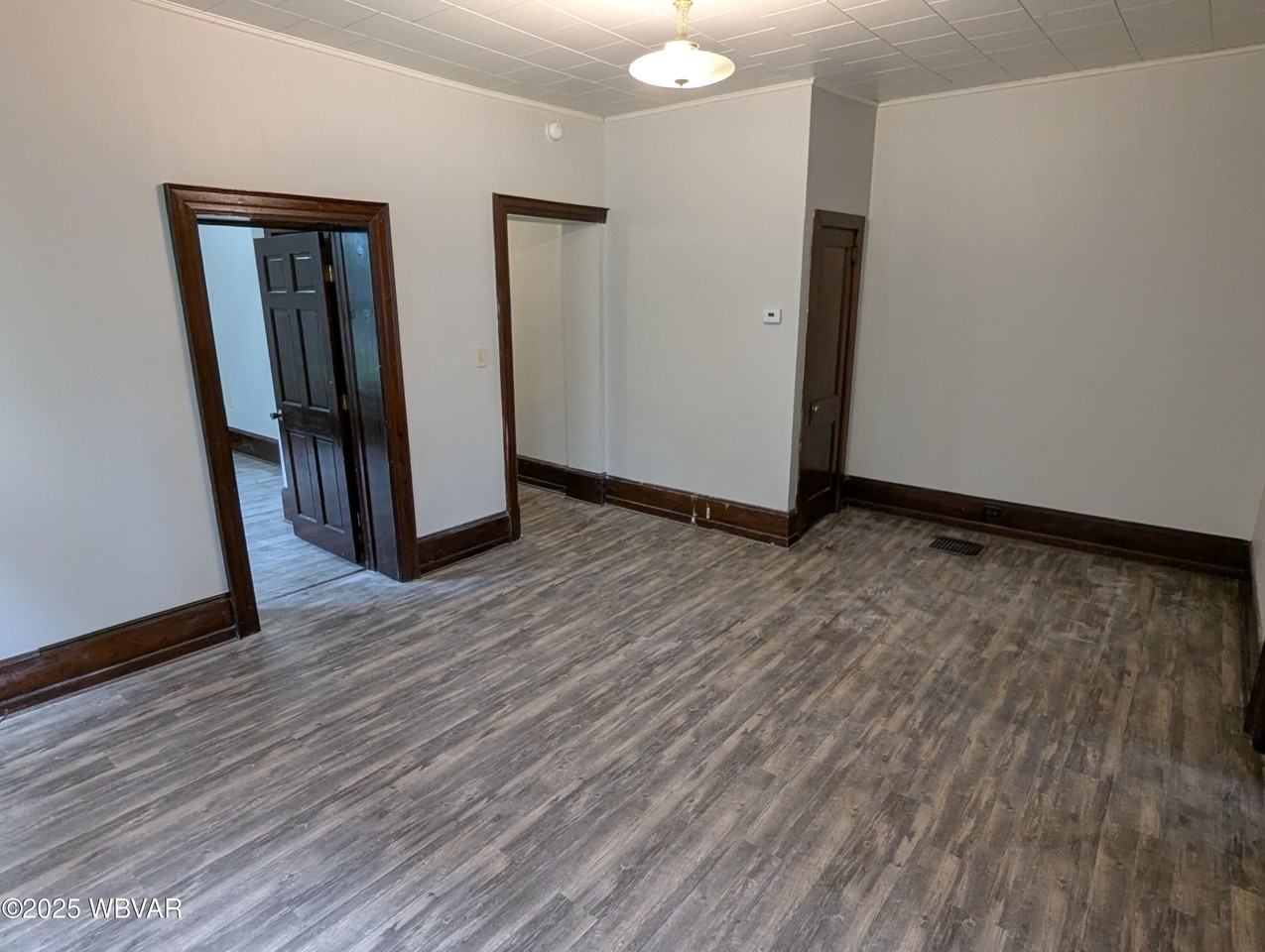 755 West 3rd Street #1 - Photo 2 of 10