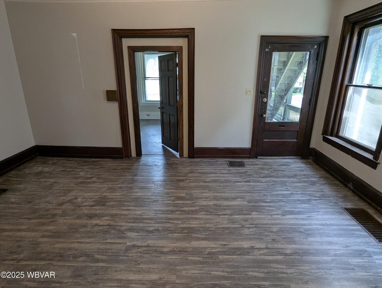 755 West 3rd Street #1 - Photo 3 of 10