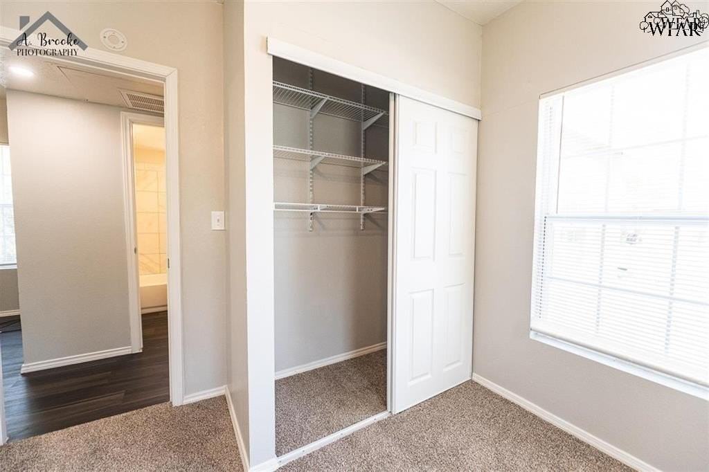 2172 Avenue L - Photo 6 of 27