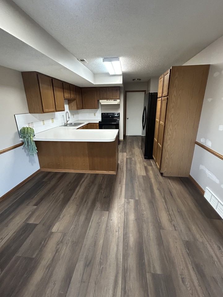 5500 South 31st Street #5500 - Photo 2 of 11