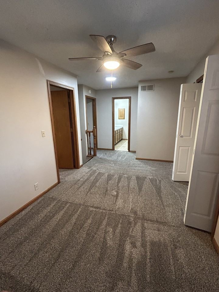 5500 South 31st Street #5500 - Photo 6 of 11