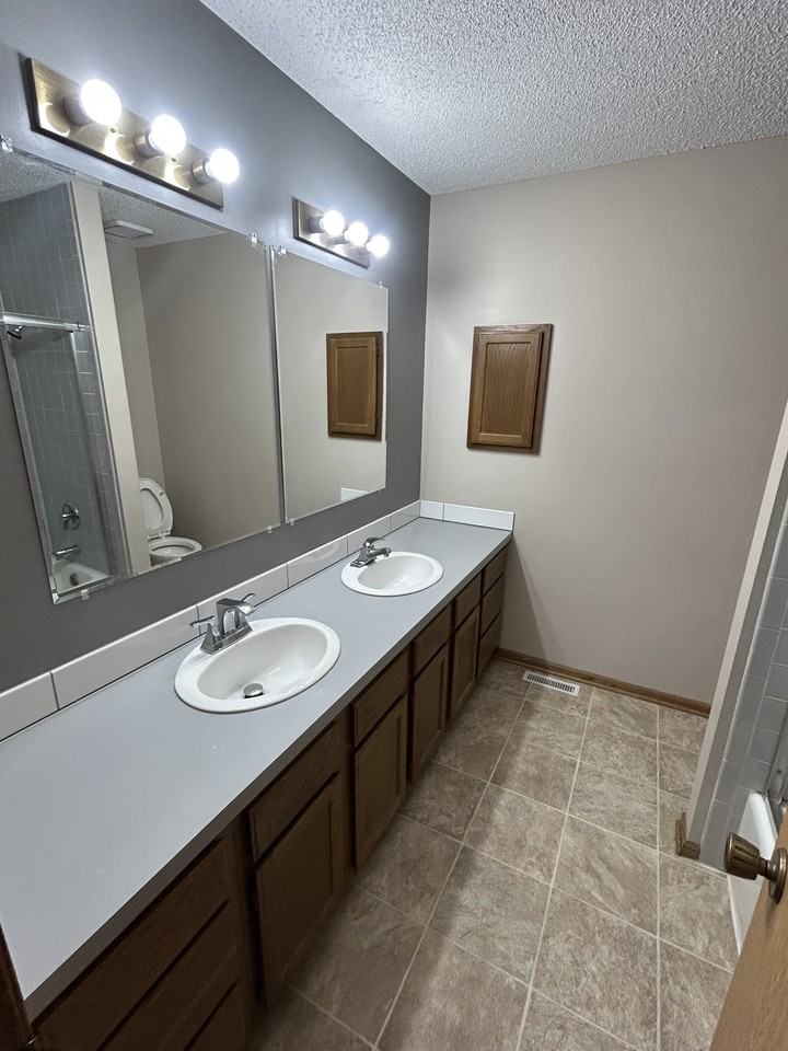 5500 South 31st Street #5500 - Photo 7 of 11