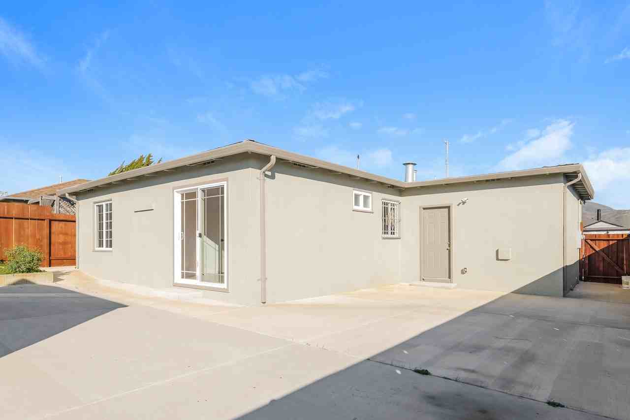 30 Graystone Drive #30 - Photo 2 of 16