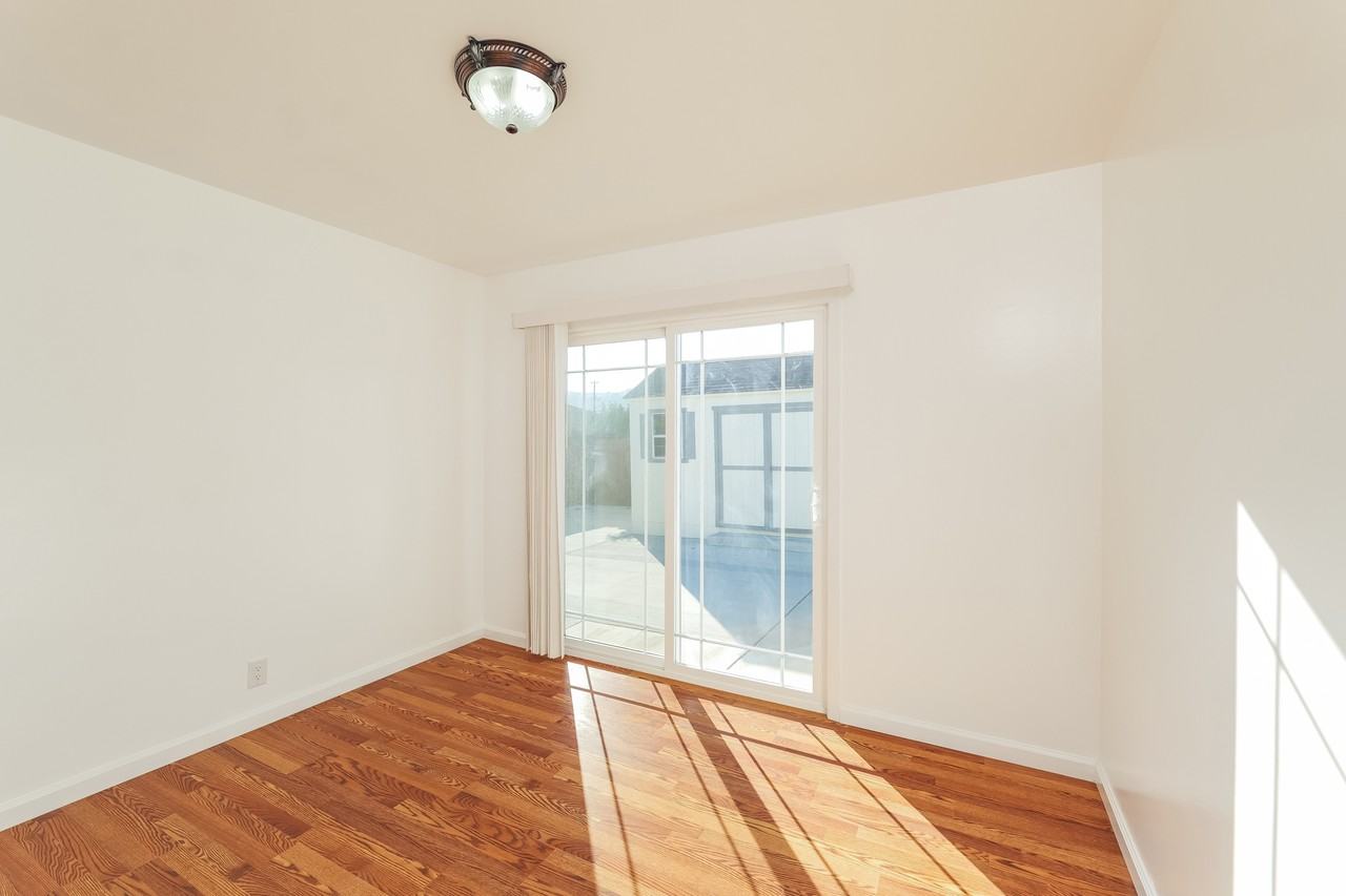 30 Graystone Drive #30 - Photo 4 of 16