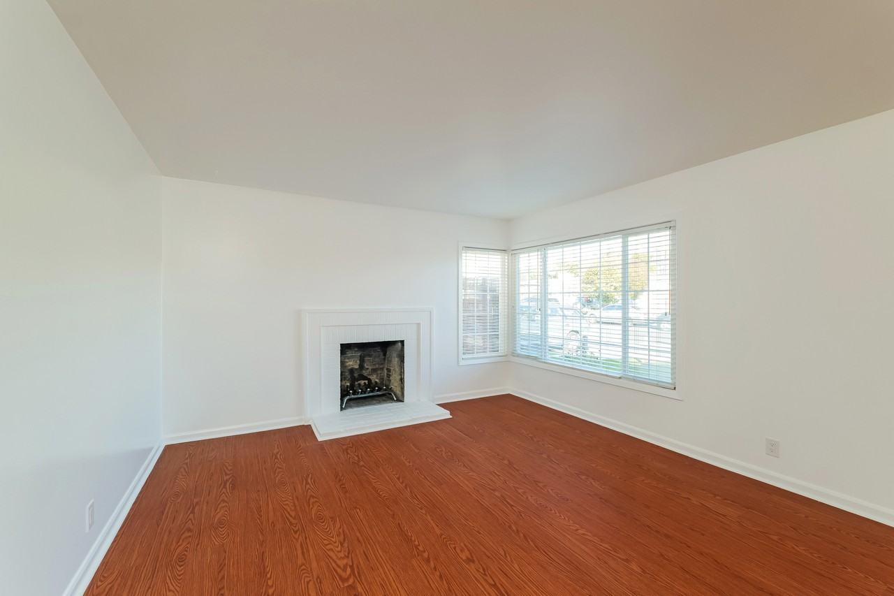 30 Graystone Drive #30 - Photo 7 of 16