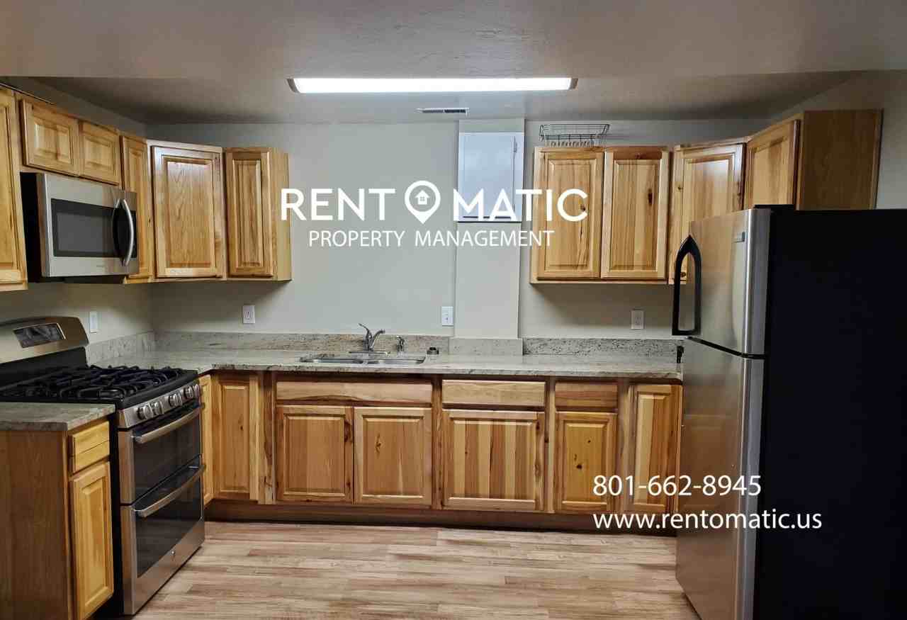 1207 East Gaylene Circle #B - Photo 4 of 15