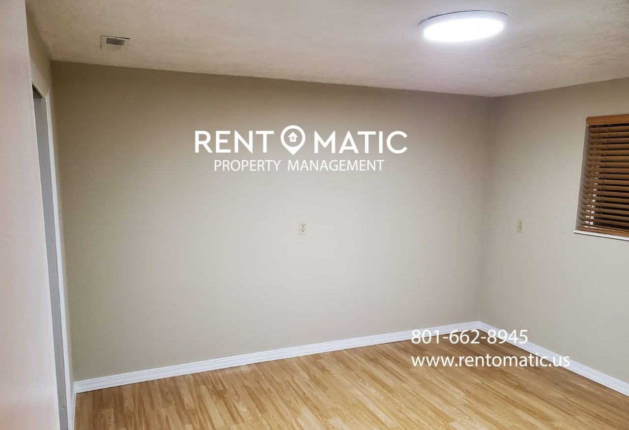 1207 East Gaylene Circle #B - Photo 6 of 15