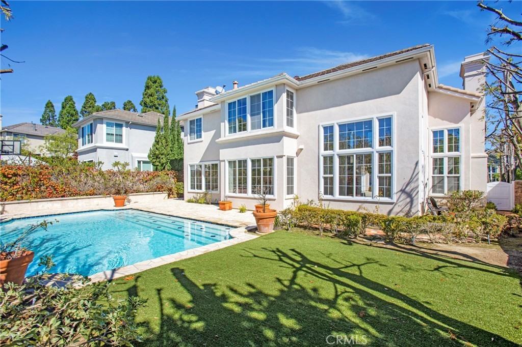 68 Bridgeport Road - Photo 2 of 27