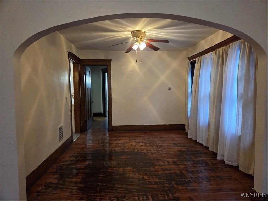 168 Rodney Ave - Photo 5 of 18