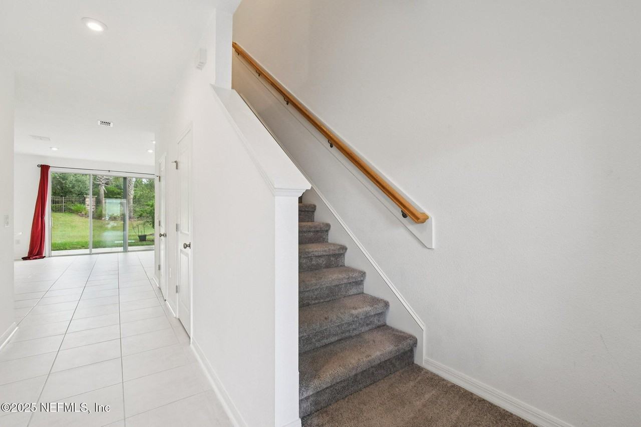 277 Henrys Bluff Pl - Photo 5 of 50