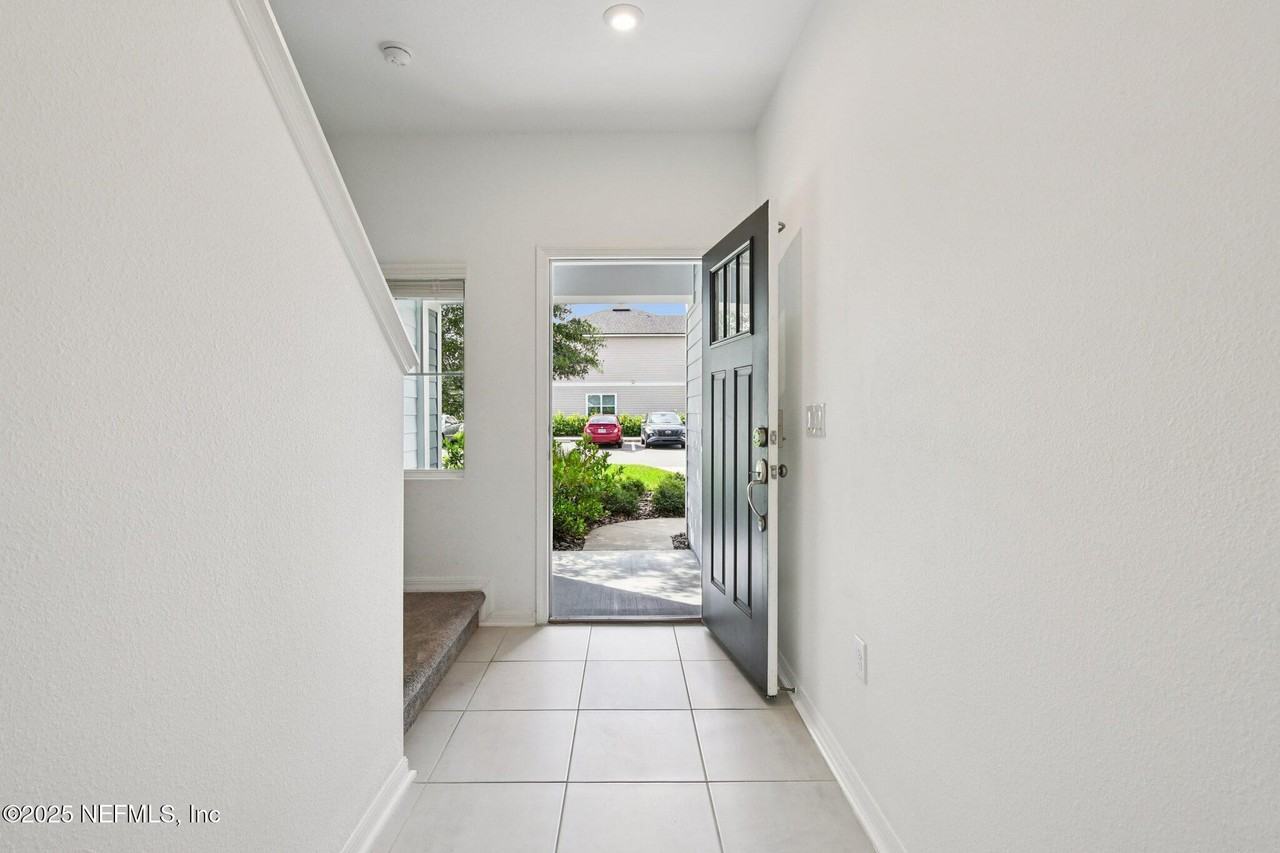 277 Henrys Bluff Pl - Photo 6 of 50