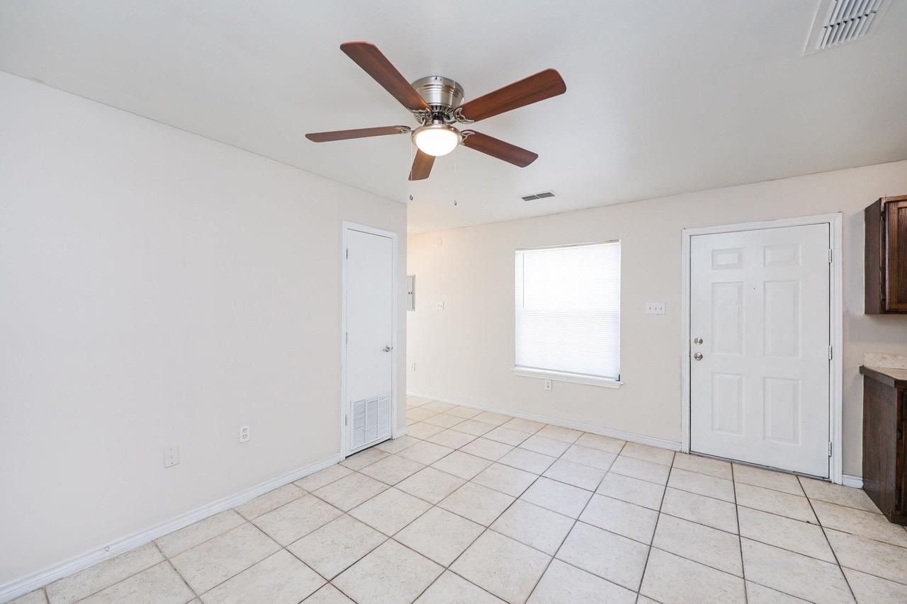 2220 Santa Cleotilde Avenue - Photo 5 of 23