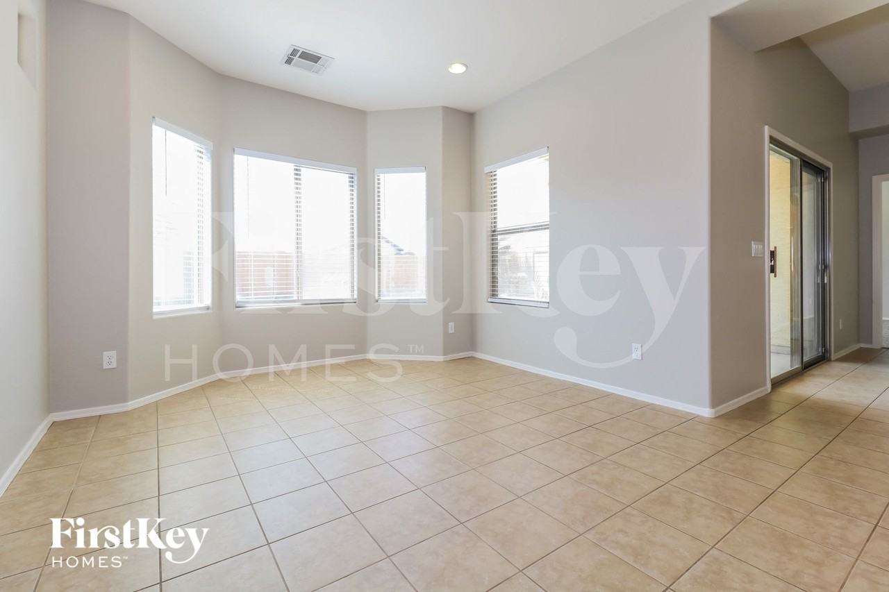 22191 Shadow Drive - Photo 5 of 15