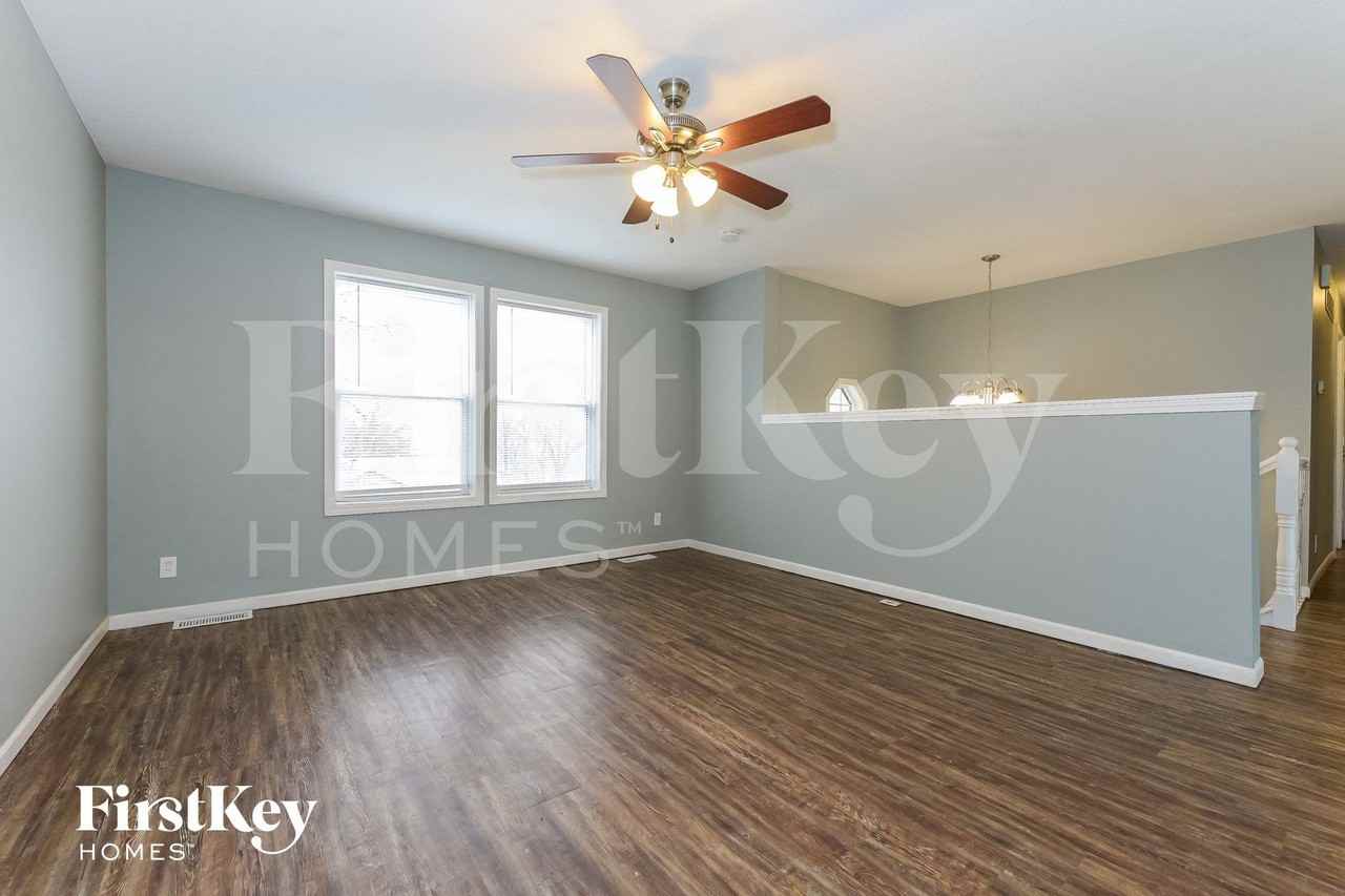 333 Woods Avenue - Photo 3 of 15