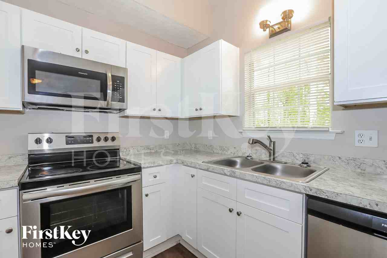 20 Mildred Lane - Photo 6 of 15