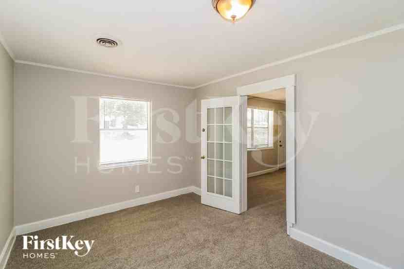 1769 Sugarloaf St - Photo 7 of 16