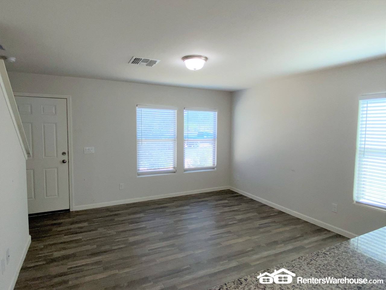 335 Watson Place - Photo 6 of 32